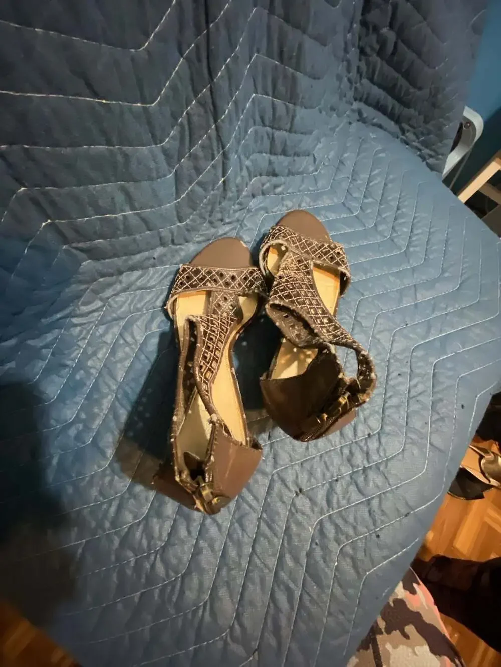 Nine & Co. Women's Bronze Woven Geometric Wedge Sandals with Back Zipper